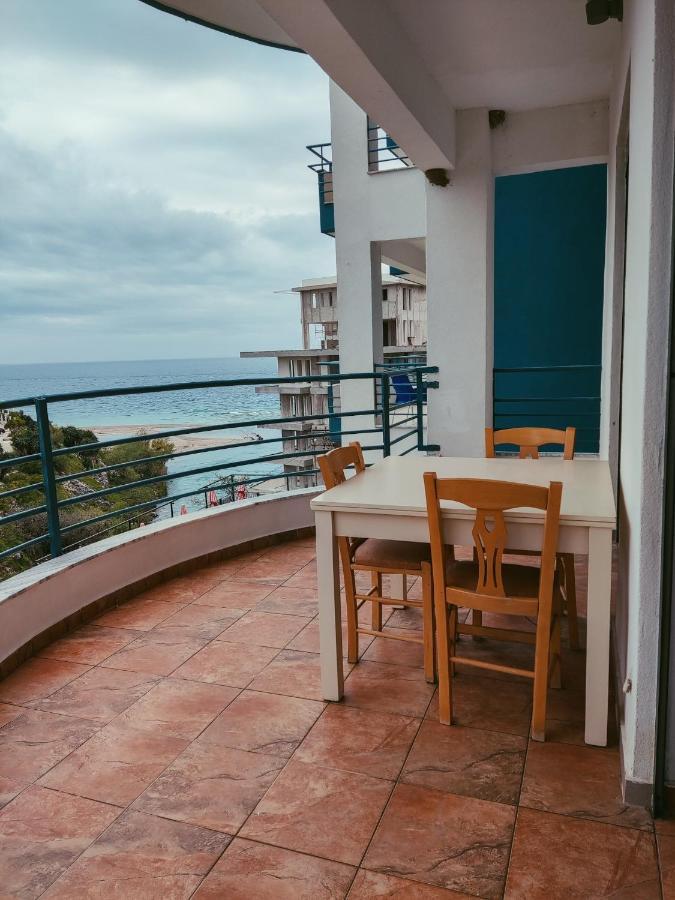 El Rio Apartments Sarande Ngoại thất bức ảnh