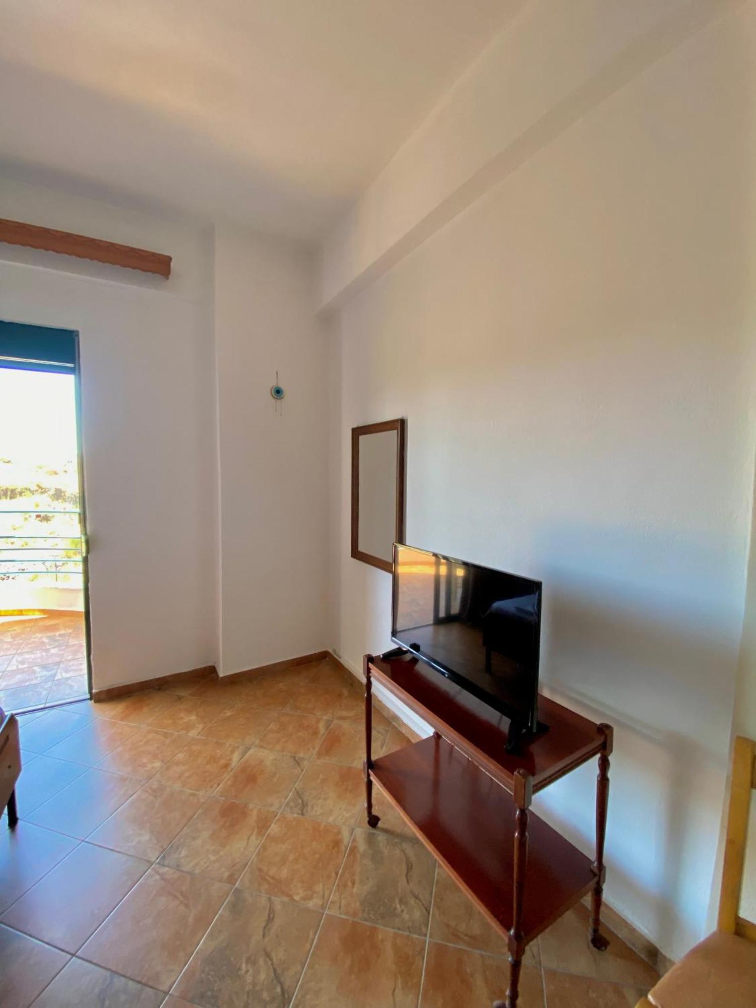 El Rio Apartments Sarande Ngoại thất bức ảnh