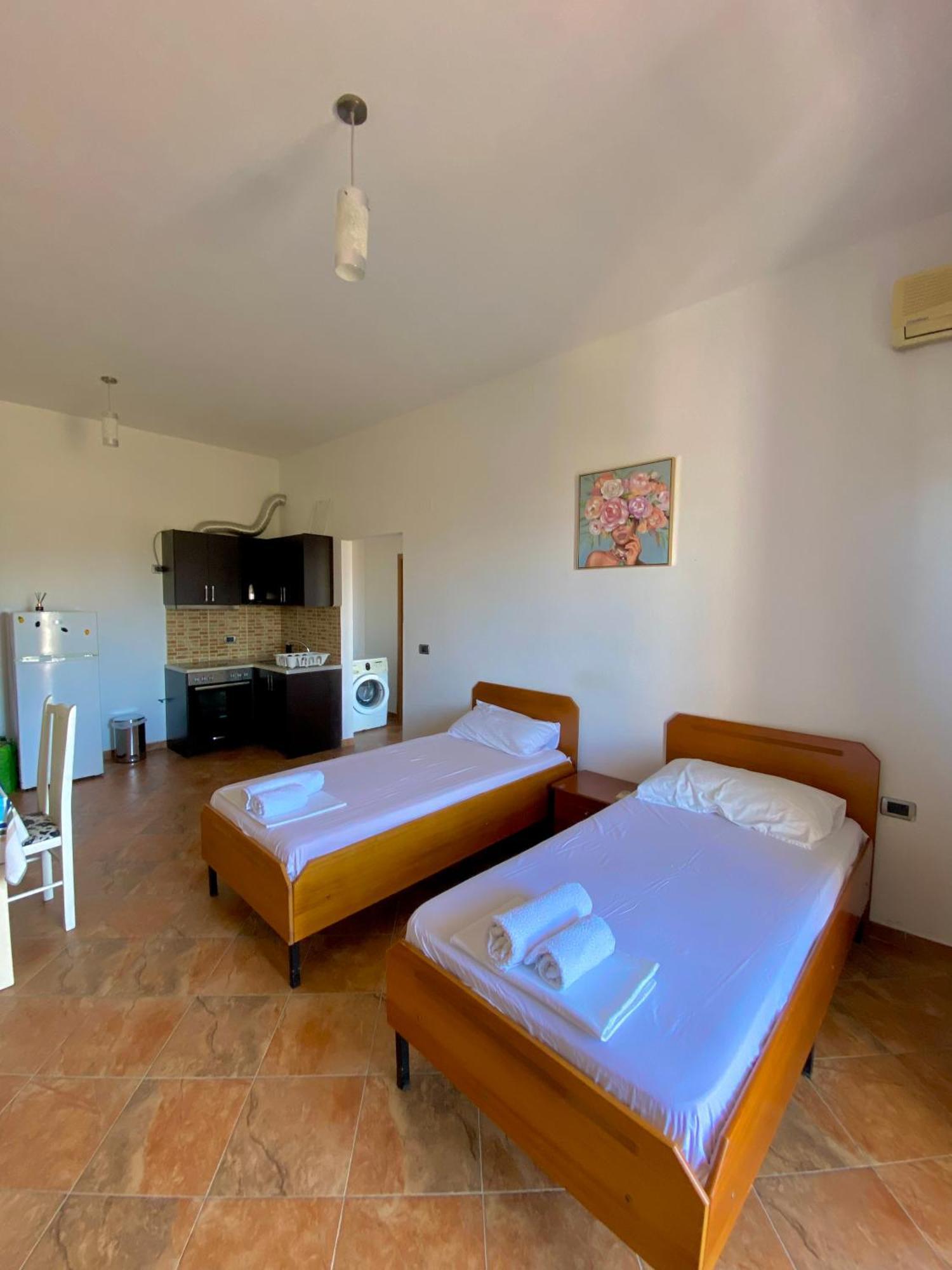El Rio Apartments Sarande Ngoại thất bức ảnh