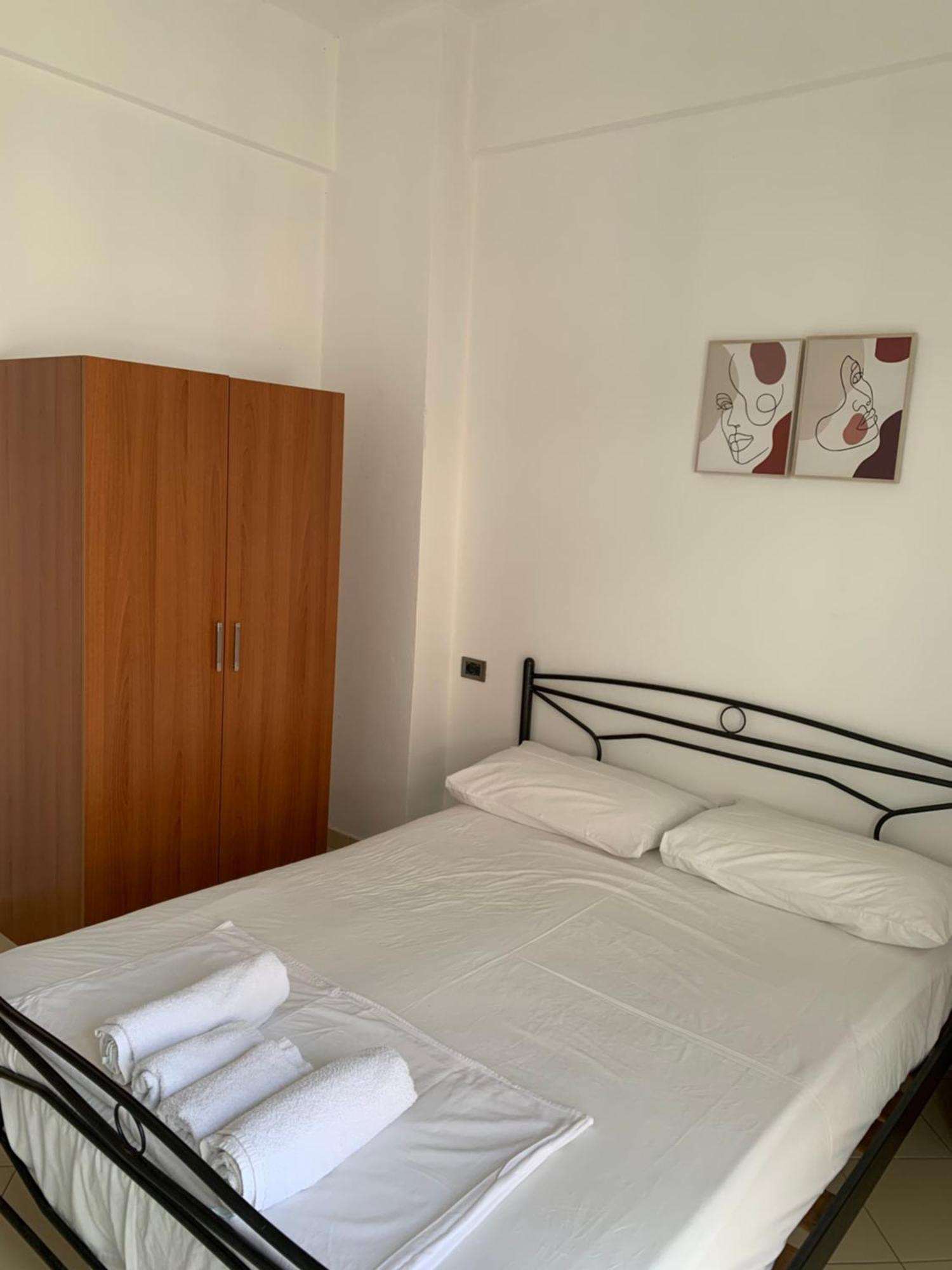 El Rio Apartments Sarande Ngoại thất bức ảnh