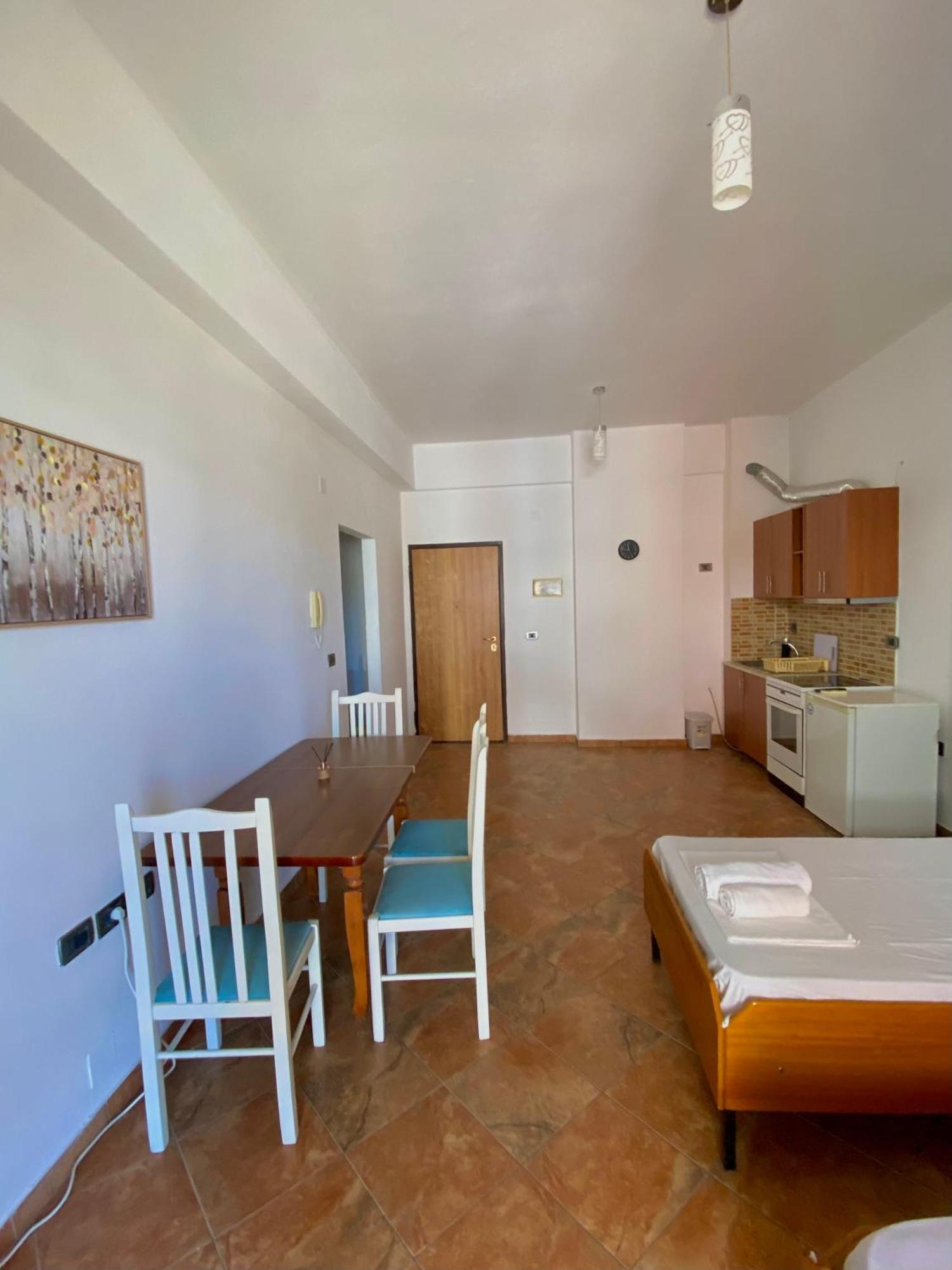 El Rio Apartments Sarande Ngoại thất bức ảnh