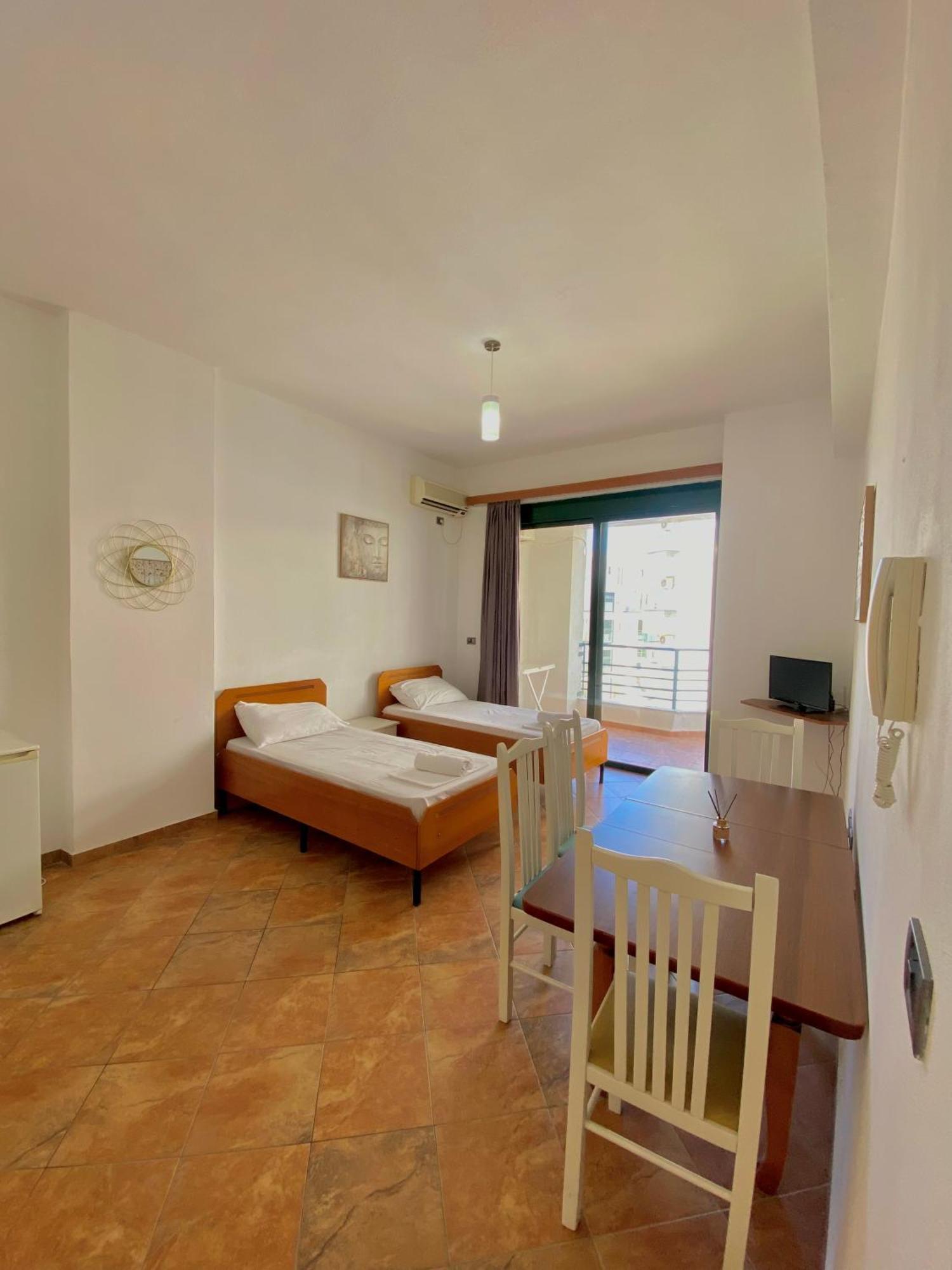 El Rio Apartments Sarande Ngoại thất bức ảnh