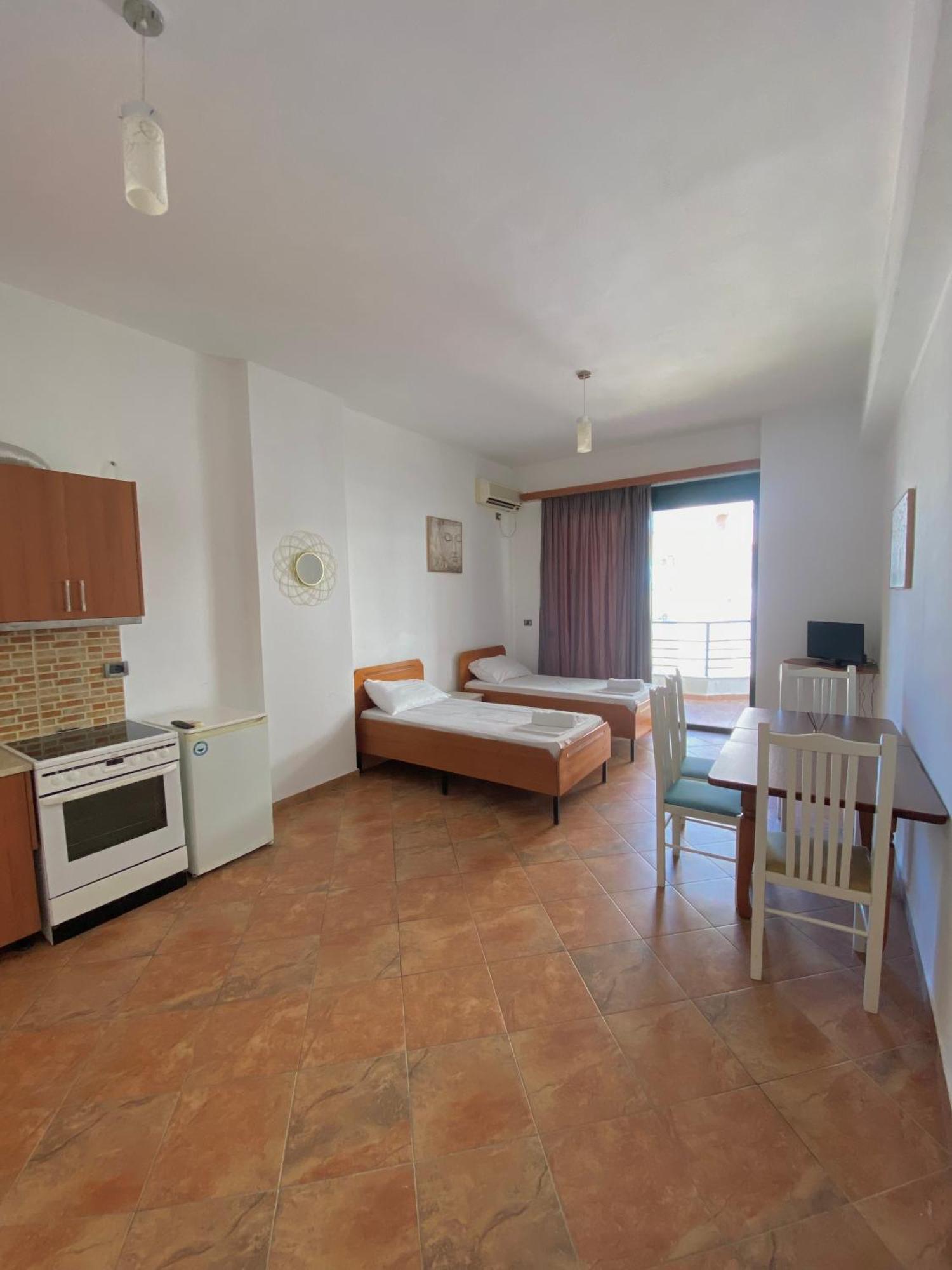 El Rio Apartments Sarande Ngoại thất bức ảnh